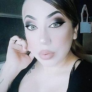 Meet your Posher, Dulce